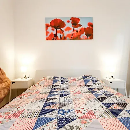 Lovely In Krk With Wifi Apartment *